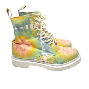 Dr. Martens Women's V Page MTD Boots Tie Dye